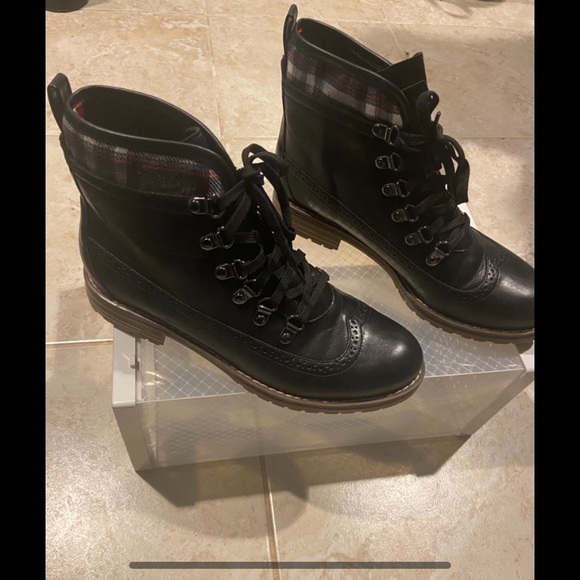 Tommy Hilfiger plaid combat boots - Picture 2 of 7